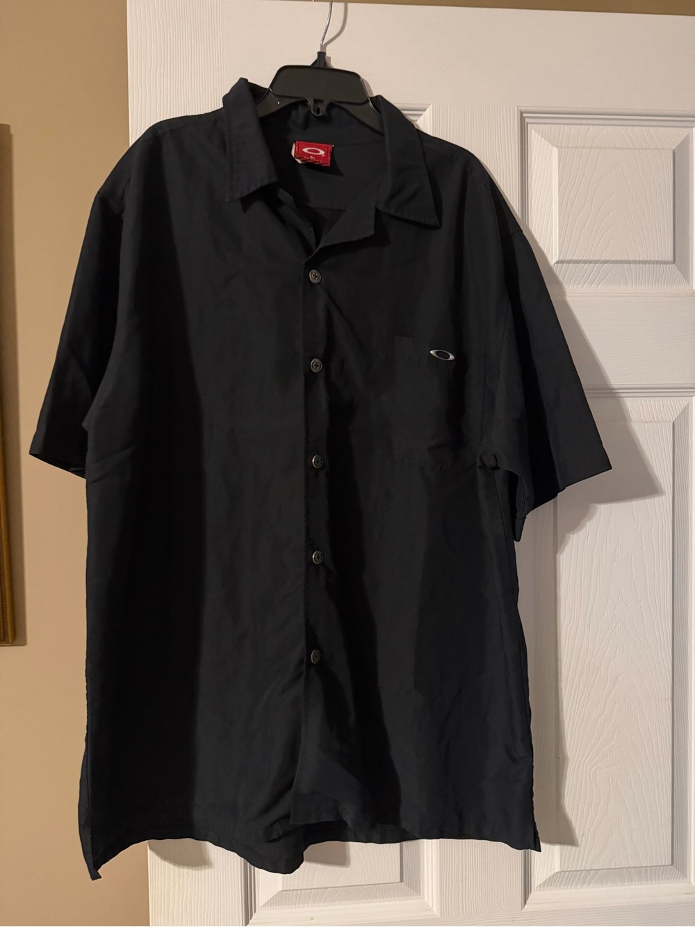 Oakley Men's Black Short-Sleeve Button-Down Camp Shirt
